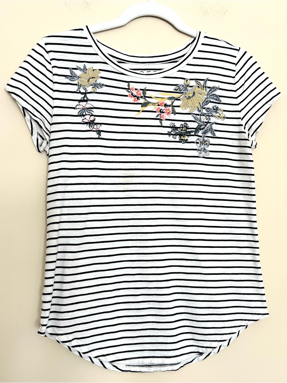 LOFT Vintage Soft Women’s White & Black Striped Short-Sleeve Tee Floral Embroide